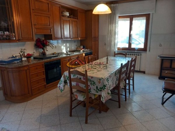 casa indipendente in vendita a Marciano della Chiana