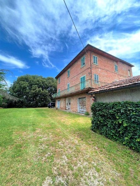 casale in vendita a Marciano della Chiana