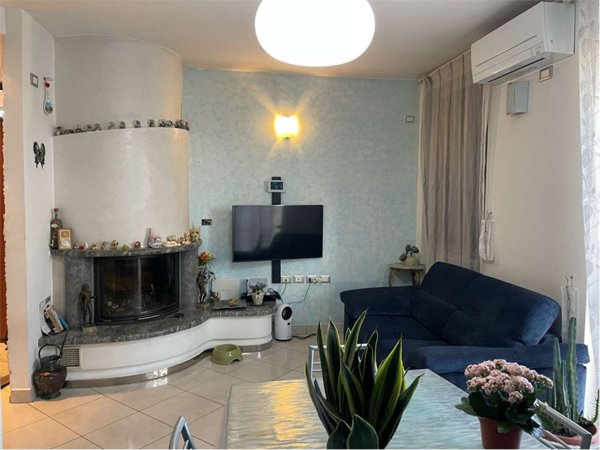 appartamento in vendita a Marciano della Chiana in zona Cesa