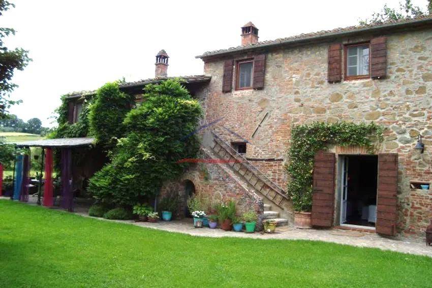 casa indipendente in vendita a Marciano della Chiana in zona Badicorte