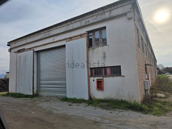 capannone in vendita a Marciano della Chiana