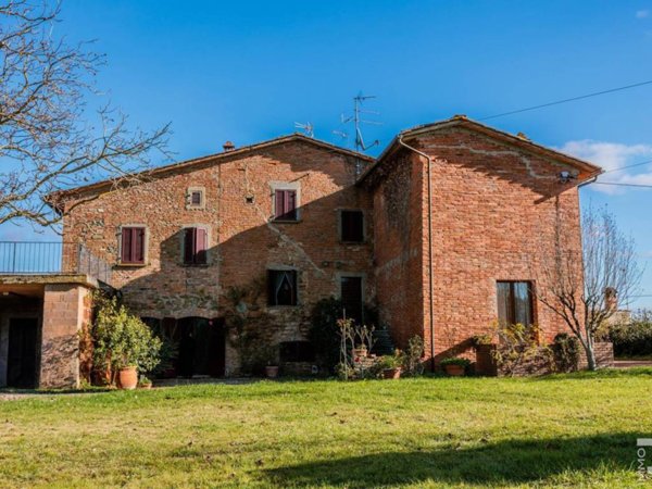 casa indipendente in vendita a Marciano della Chiana