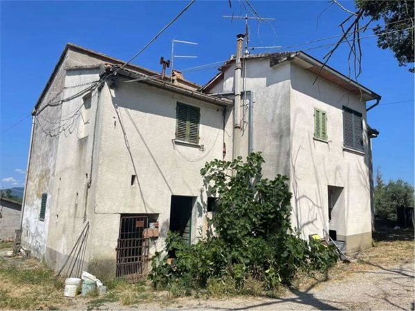 casa indipendente in vendita a Marciano della Chiana