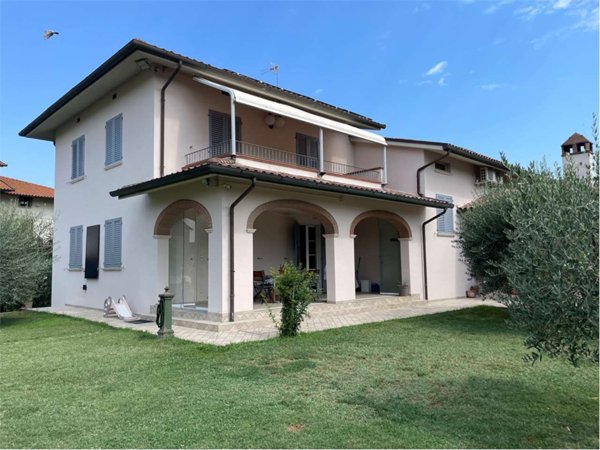 casa indipendente in vendita a Marciano della Chiana