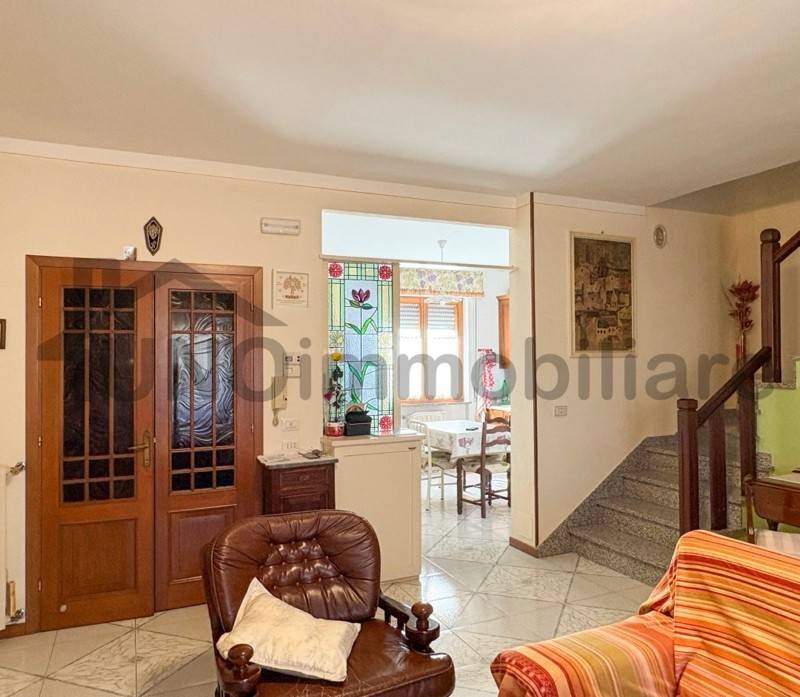 casa indipendente in vendita a Marciano della Chiana in zona Cesa