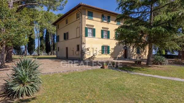 casale in vendita a Marciano della Chiana