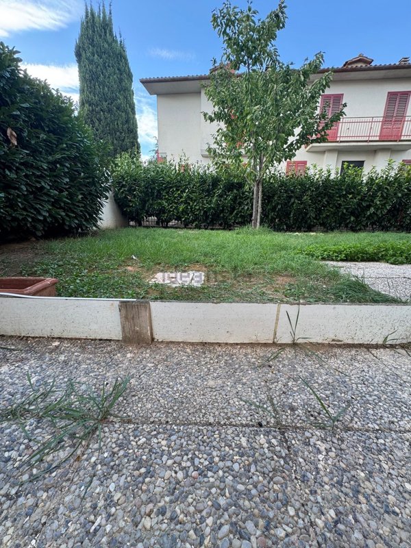 appartamento in vendita a Marciano della Chiana in zona Cesa