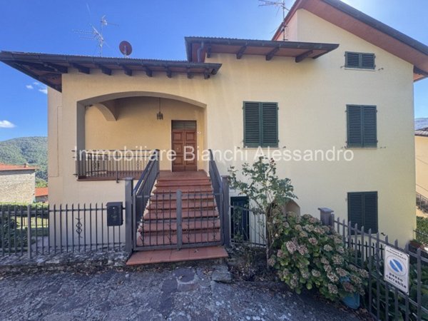 appartamento in vendita a Montemignaio in zona Secchieta