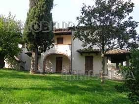 casa indipendente in vendita a Monterchi