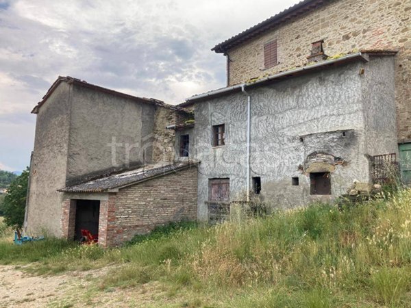 casa indipendente in vendita a Monterchi