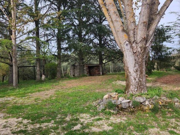 casa indipendente in vendita a Monterchi