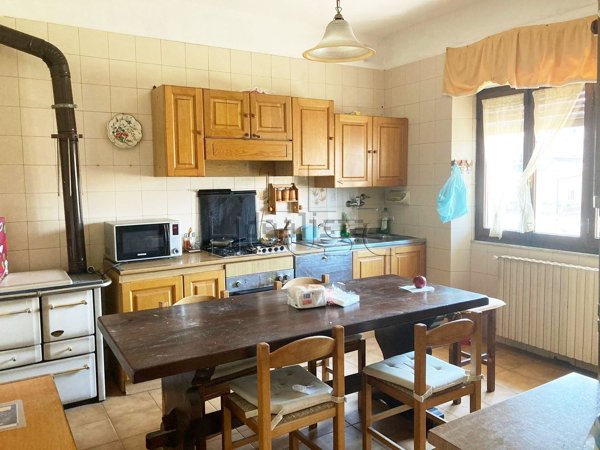 appartamento in vendita a Monterchi in zona Le Ville