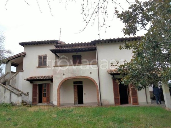 casa indipendente in vendita a Monterchi