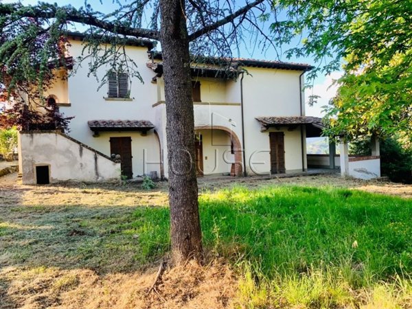 casa indipendente in vendita a Monterchi