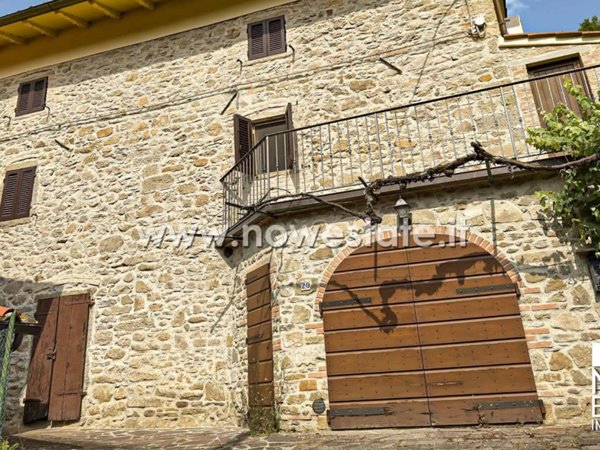 casa indipendente in vendita a Monterchi