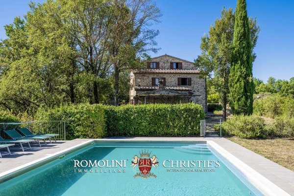casa indipendente in vendita a Monterchi