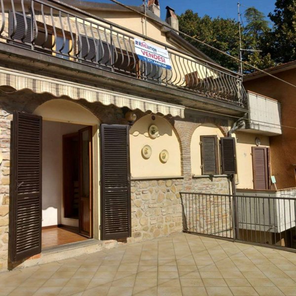 casa indipendente in vendita a Monterchi in zona Le Ville