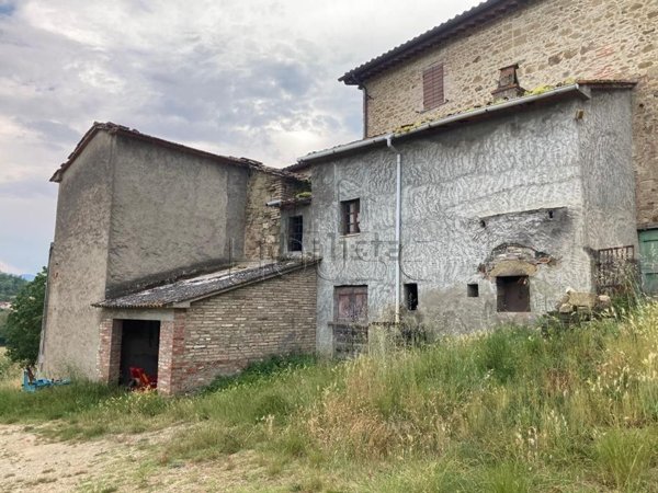 appartamento in vendita a Monterchi in zona Le Ville