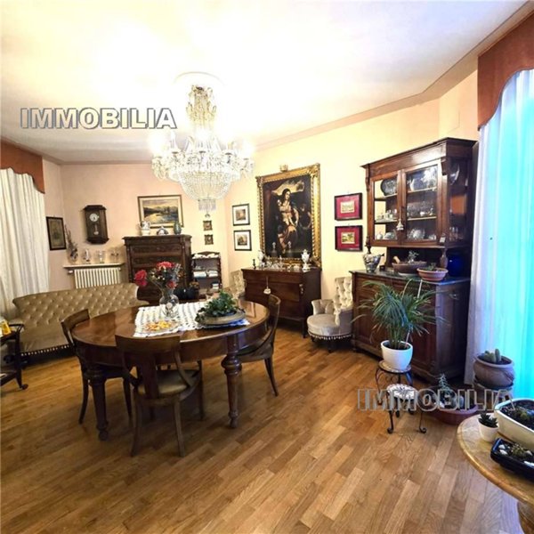 casa indipendente in vendita a Monterchi