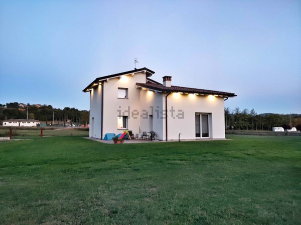 casa indipendente in vendita a Monterchi