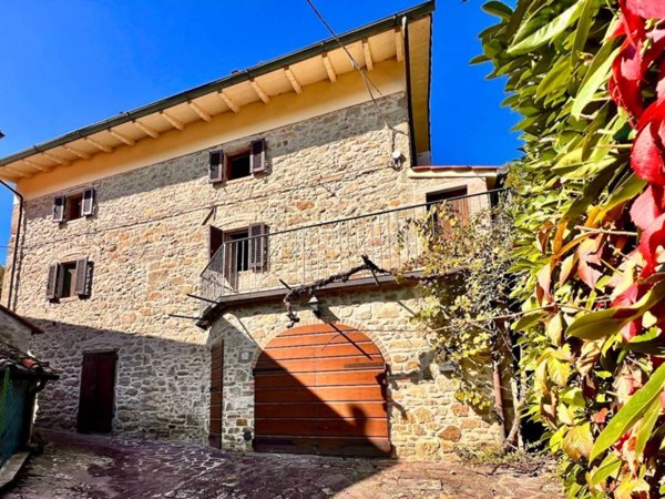 casa indipendente in vendita a Monterchi