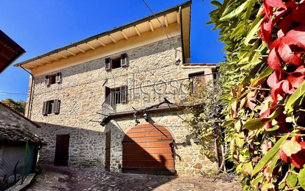casa indipendente in vendita a Monterchi