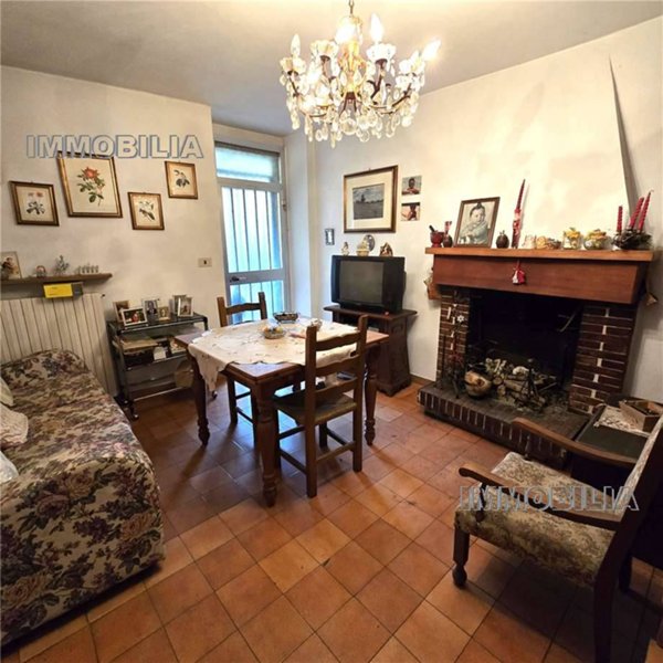 casa indipendente in vendita a Monterchi in zona Le Ville