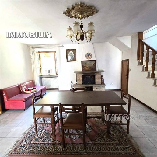 casa indipendente in vendita a Monterchi in zona Le Ville