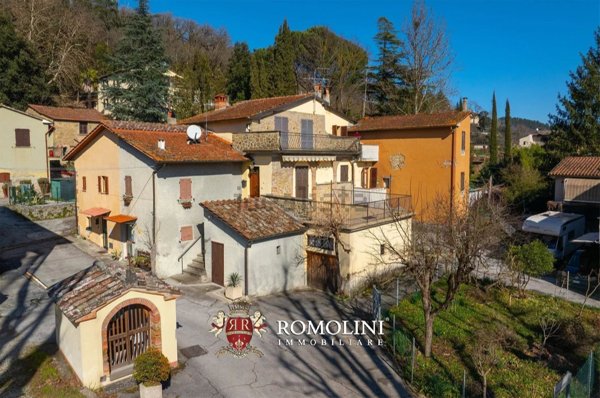 casa indipendente in vendita a Monterchi in zona Le Ville