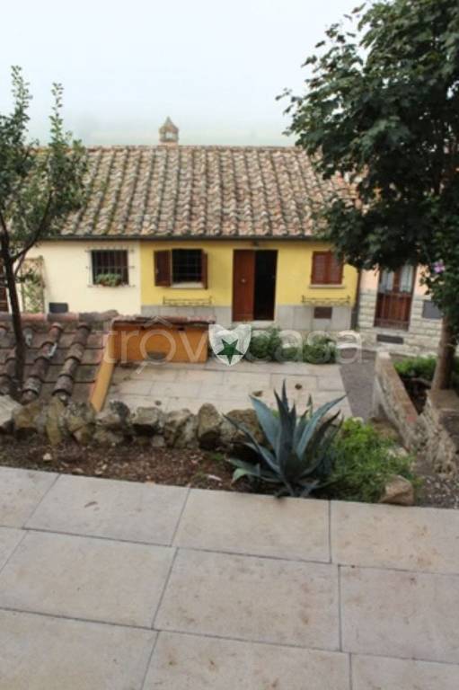 casa indipendente in vendita a Monterchi in zona Le Ville