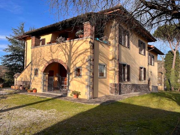 casa indipendente in vendita a Monterchi in zona Le Ville