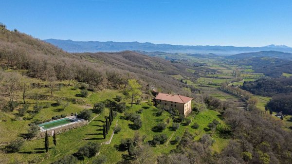 casa indipendente in vendita a Monterchi