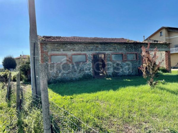 casa indipendente in vendita a Monte San Savino in zona Montagnano