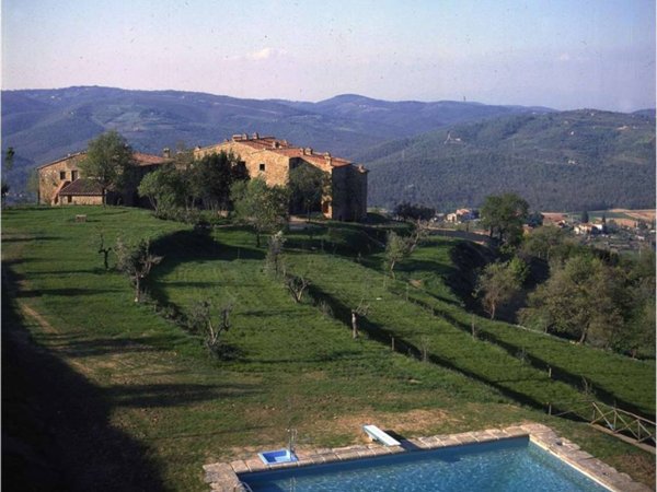 casa indipendente in vendita a Monte San Savino in zona Verniana
