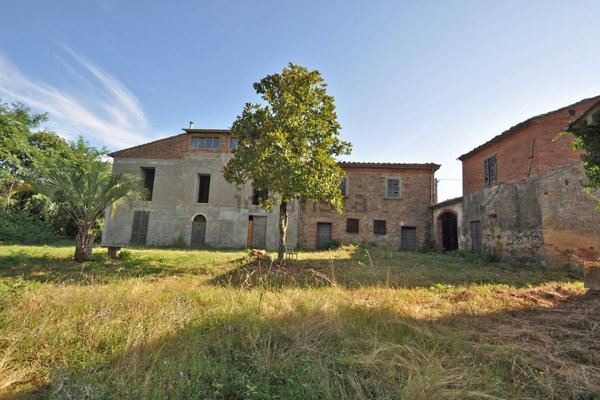 casa indipendente in vendita a Monte San Savino in zona Alberoro