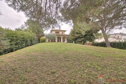 casa indipendente in vendita a Monte San Savino in zona Alberoro