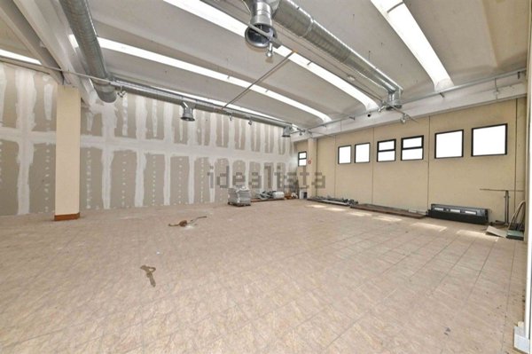 capannone in vendita a Monte San Savino