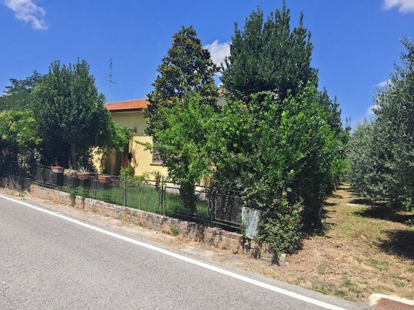 casa indipendente in vendita a Monte San Savino