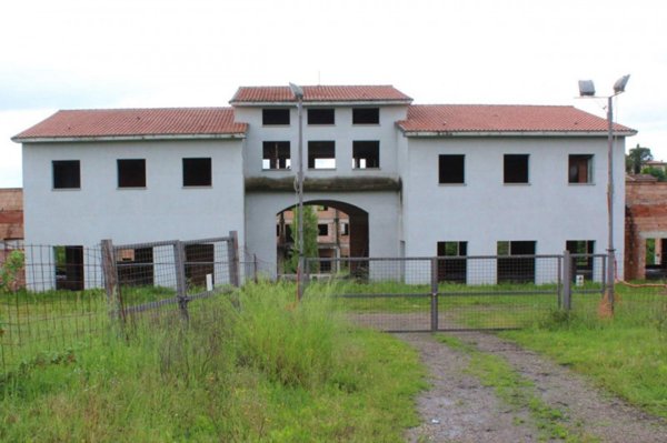 negozio in vendita a Monte San Savino