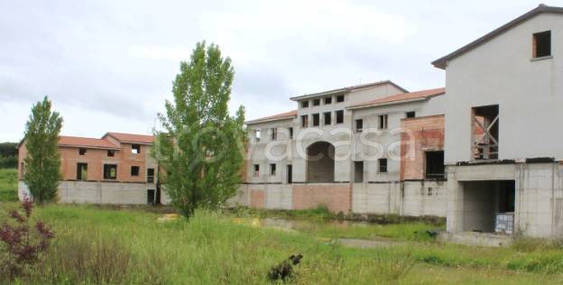 negozio in vendita a Monte San Savino