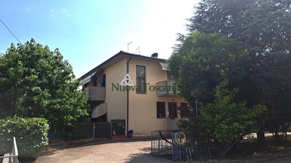 appartamento in vendita a Monte San Savino in zona Montagnano