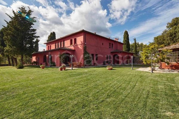 villa in vendita a Monte San Savino