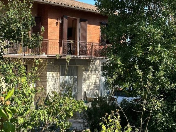 casa indipendente in vendita a Monte San Savino