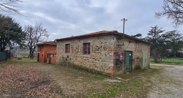 casale in vendita a Monte San Savino in zona Alberoro