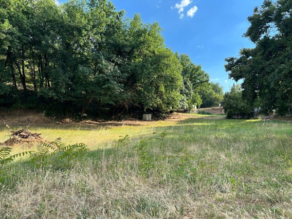 terreno edificabile in vendita a Monte San Savino