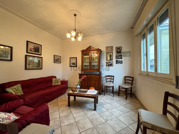 casa indipendente in vendita a Monte San Savino in zona Montagnano