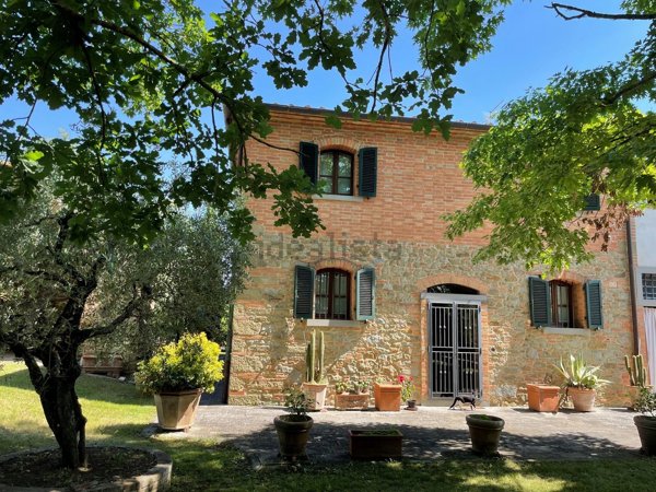 casa indipendente in vendita a Monte San Savino