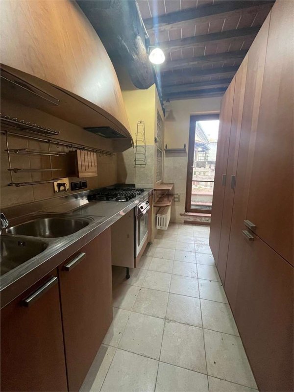 appartamento in vendita a Monte San Savino in zona Montagnano