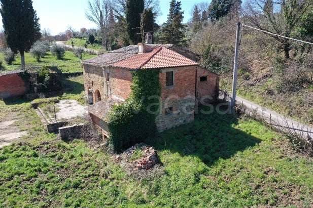 casa indipendente in vendita a Monte San Savino in zona Verniana
