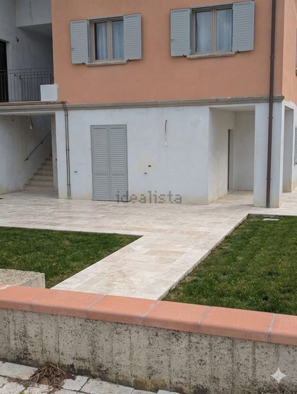 appartamento in vendita a Monte San Savino in zona Alberoro